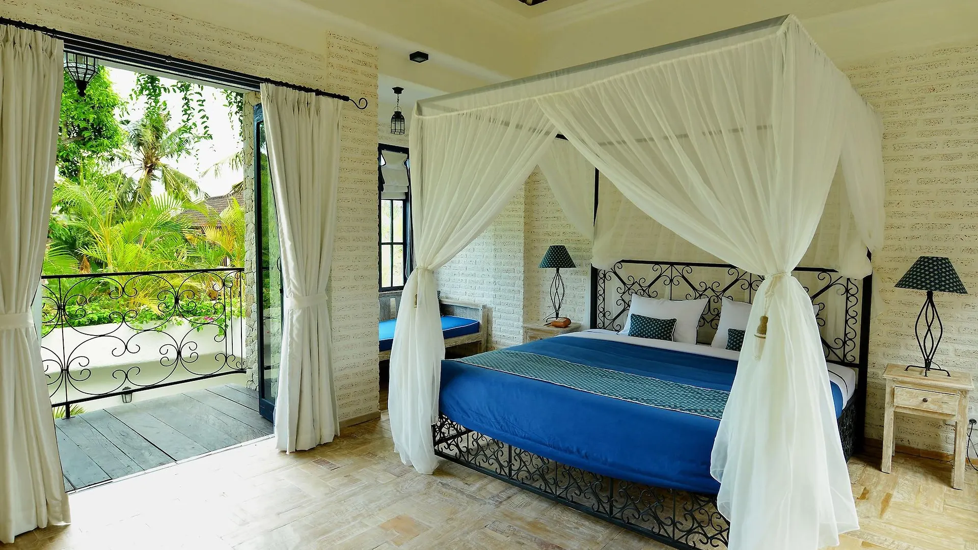 Artemis Villa Hotel Seminyak  Holiday park