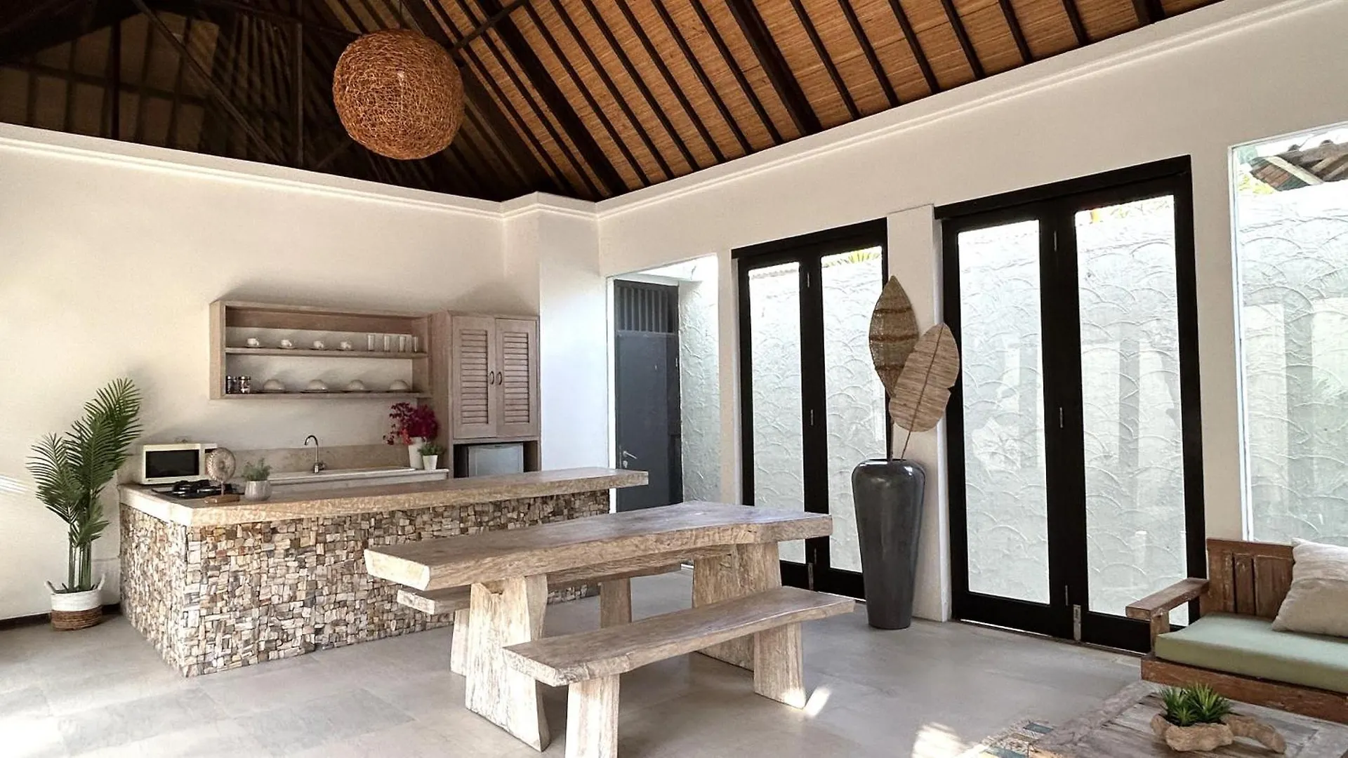 Artemis Villa Hotel Seminyak  Seminyak (Bali)